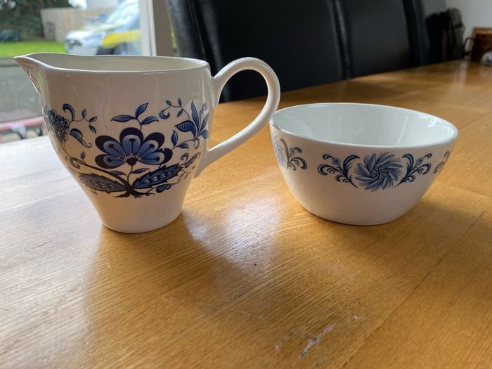 Arklow Jug and Bowl