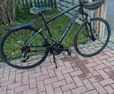 Carrera crossfire 2 hybrid bike