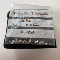 Natural Diamonds - 0.70Ct - Mixed
