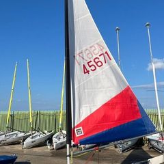 Topper Sailing Dinghy 45671