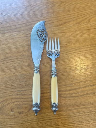 Antique Sheffield Fish Server