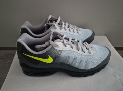 Nike Shoes 8.5 UK