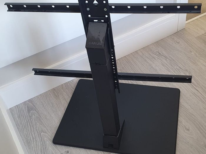 Sanus 40 - 86" TVs Swivel Mount Base