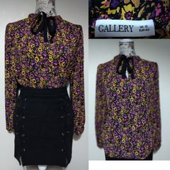 Beautiful Gallery Top