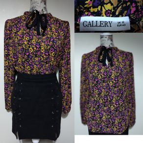 Beautiful Gallery Top