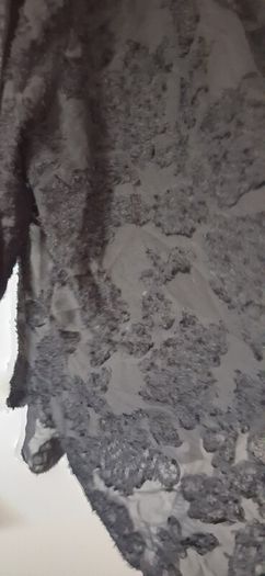 tops 2 eaxh size xl