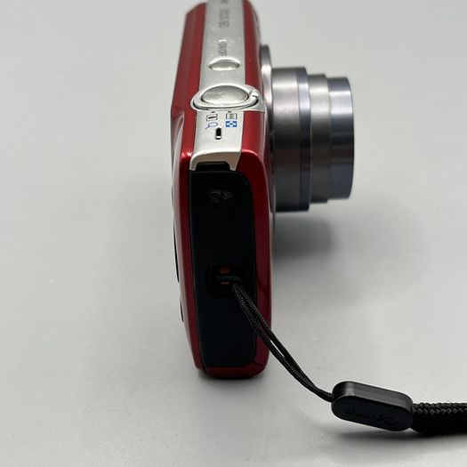 Canon IXUS 160 20MP Digital Camera Red - Full Kit