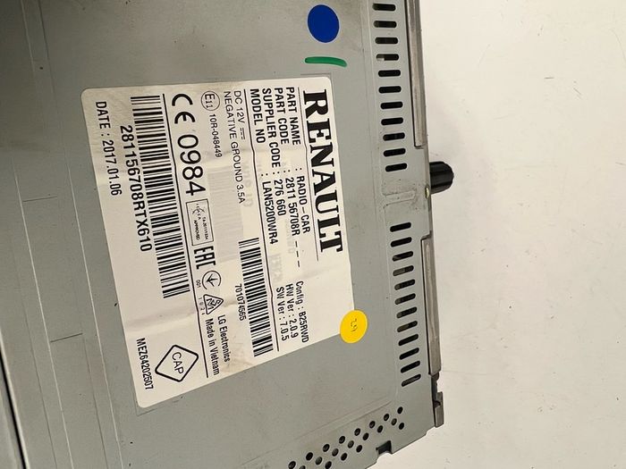 Renault Captur Radio Cd Player Sat Nav Display Screen 281156708r 2017 A2l5b7s