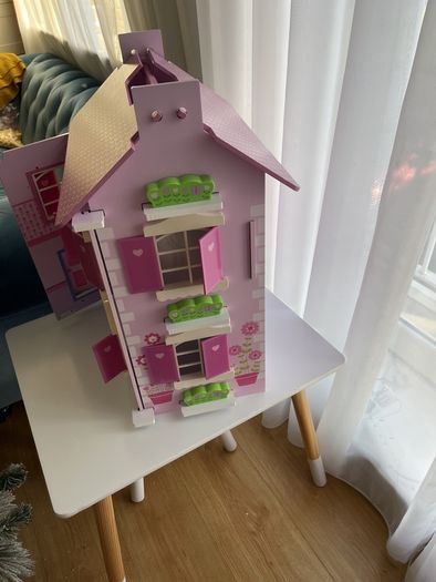 wooden dolls house