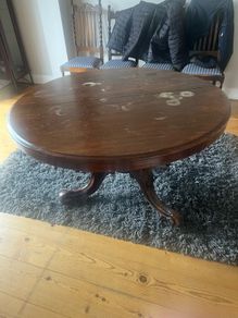 Victorian Mahogany Table, with Pod and Six chairs