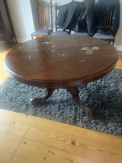 Victorian Mahogany Table, with Pod and Six chairs