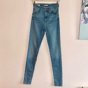 Levis Mile High Super Skinny Jeans 26W32L BRAND NEW