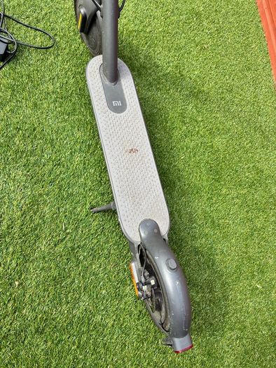 Xiaomi Mi Electric Scooter