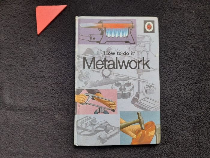 B00K_Metalwork