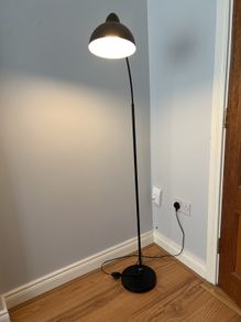Floor lamp