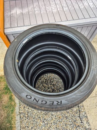 Tyres 235/45R18 Bridgestone Regno