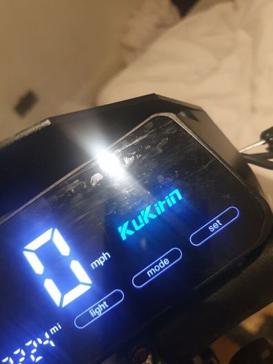 E Scooter Kukirin G4 2025 In Great Condition, Batttery,motor,brakes, Excellent. Will Sell Or Trade For Kukirin G2 Master. Needs Front End Bolt That Connects Front Bottom And To Steering Stem,very Minor Job.what You Got???