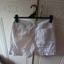 ladies shorts Image 3