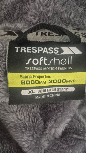 trespass coat size L