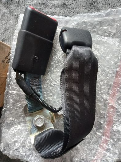 Toyota Yaris/hybrid 73470-0d160-c1 (belt Assy, Rear Seat Inner W/center, Rh)