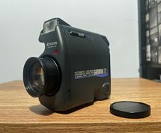 Kyocera Samurai Z2 half frame film camera
