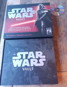 Star Wars book, large, heavy, 2 DVDs, D18 post 6e