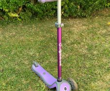Girls purple 3 wheel scooter