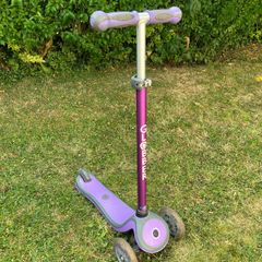 Girls purple 3 wheel scooter