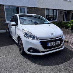 Peugeot 208 2016 Allure 1.2 Puretech 5dr