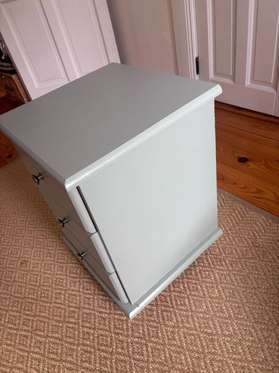 bed side locker