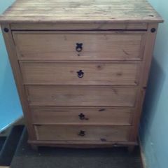 chest of drawers mirror Table