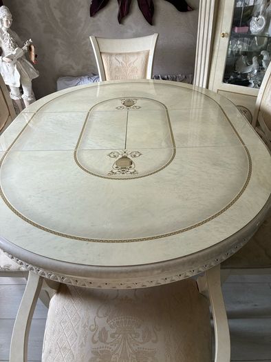 Italian dining room table and six chairs