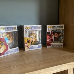 Disney Funko pops Simba Mafusa and luau bundle