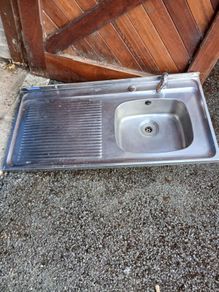 Stainless steel sinj