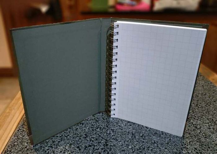 Notepad/notebook (good Condition).