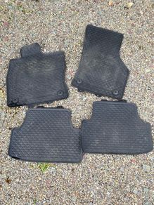 VW Golf car mats