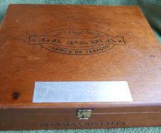 Vintage  La Fama Cigar Box, LF Cigar Box, Wooden Box, Vintage Cigar Box.