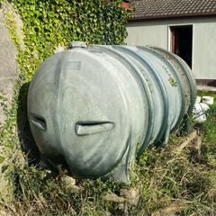 Oil Tank