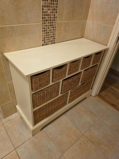 Bathroom Chest and Drawers