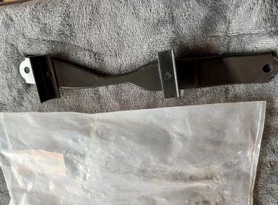 Genuine Toyota Corolla 02-07 (clamp Sub-assy, Battery) Part 74404-02080