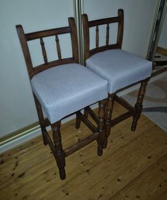 Oak farmhouse vintage stools