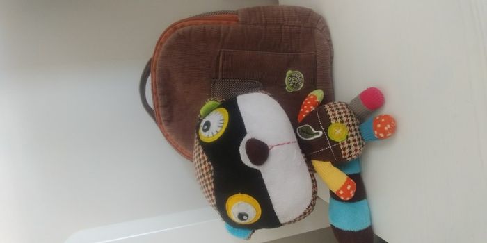 ECO-Snoopers backpack for preschool with attachable teddy