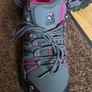 hiking shoes Image 2