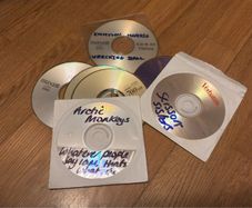 7x CD-Rs - Artic Monkeys, Scissor Sisters, Emmylou Harris, etc