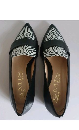 EMIS Womens Leather Pointed Toe Loafers Black White Zebra Print UK 4.5 New  CAN POST