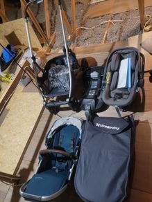 Uppababy Cruz and car seat entire set