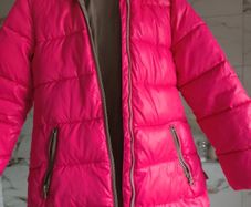 Girls pink winter puffer coat 7-8 United colours of Benetton shower resistant Lapland + free hat