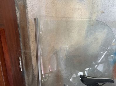 bath screen