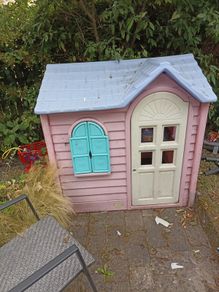 Playhouse - Little Tikes