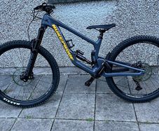 nukeproof giga 297.    29/27.5  size S